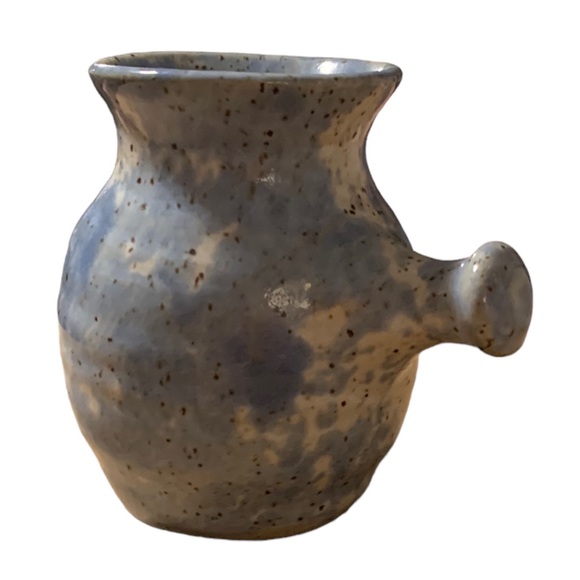 Charming, Artist 👩‍🎨 Signed Egg Seperator - Picture 2 of 5